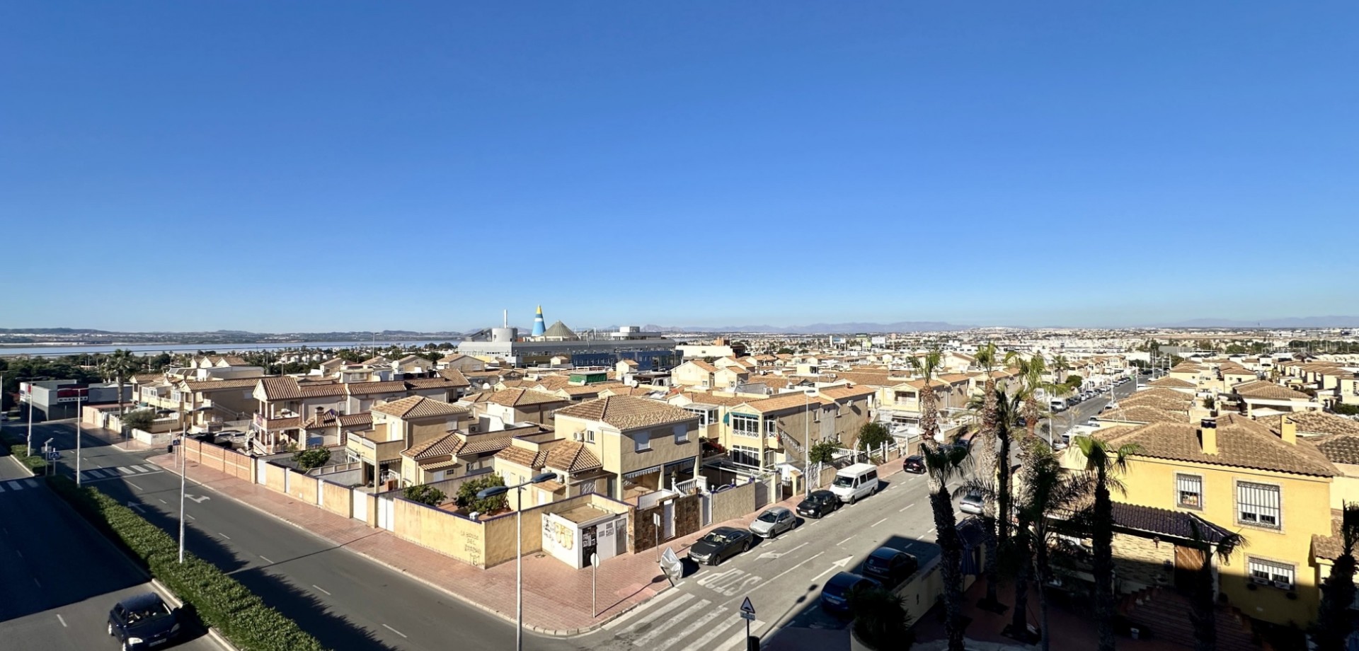 Bedroom in apartment for sale in Torrevieja