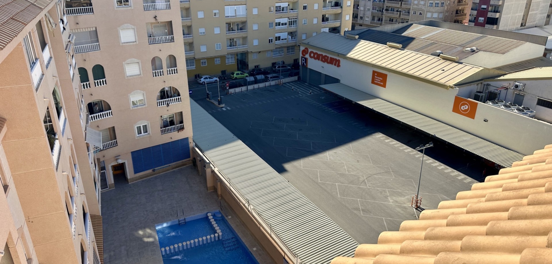Kitchen in apartment for sale in Torrevieja