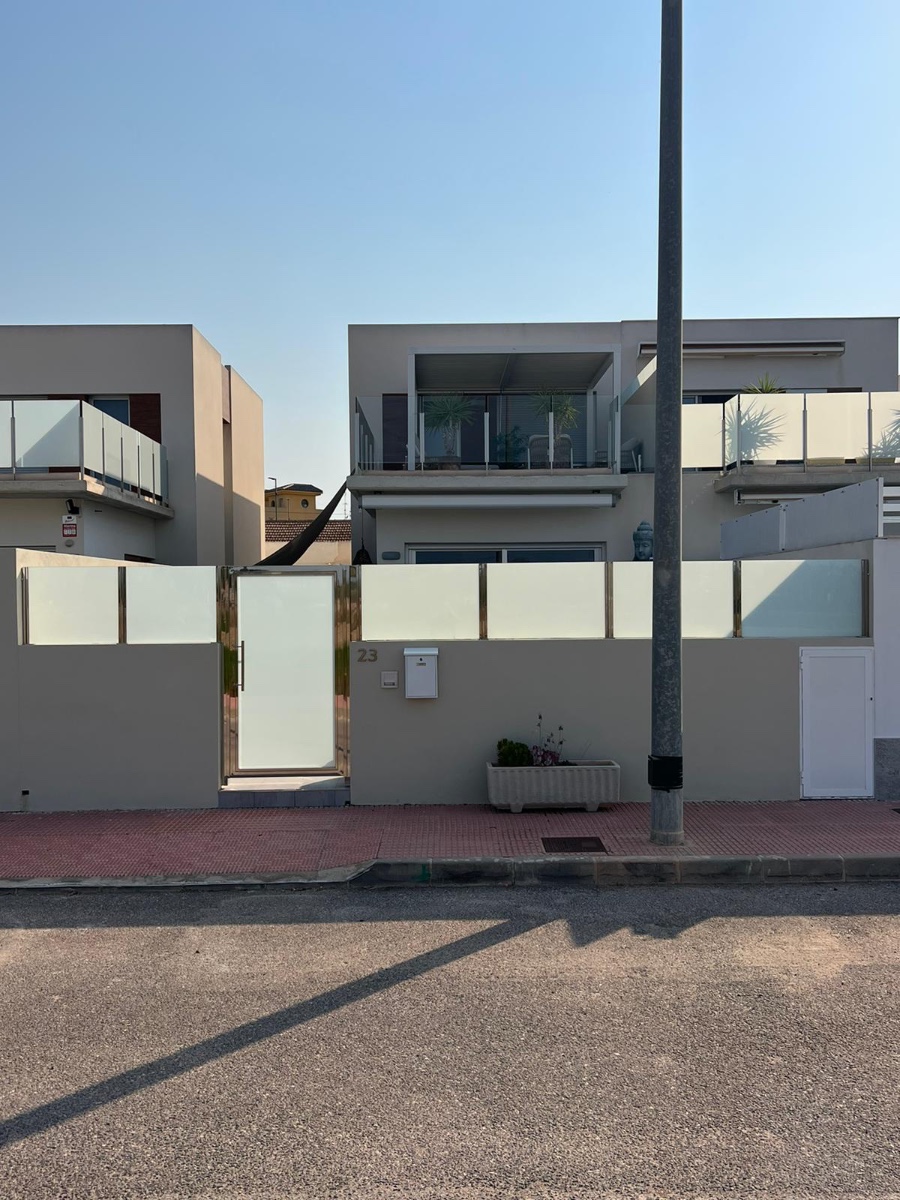 Living room in villa for sale in Daya Vieja