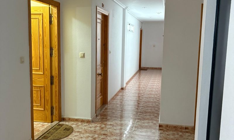 Kitchen in apartment for sale in Torrevieja