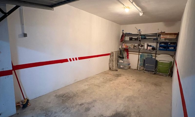 Pool area in apartment for sale in Torrevieja