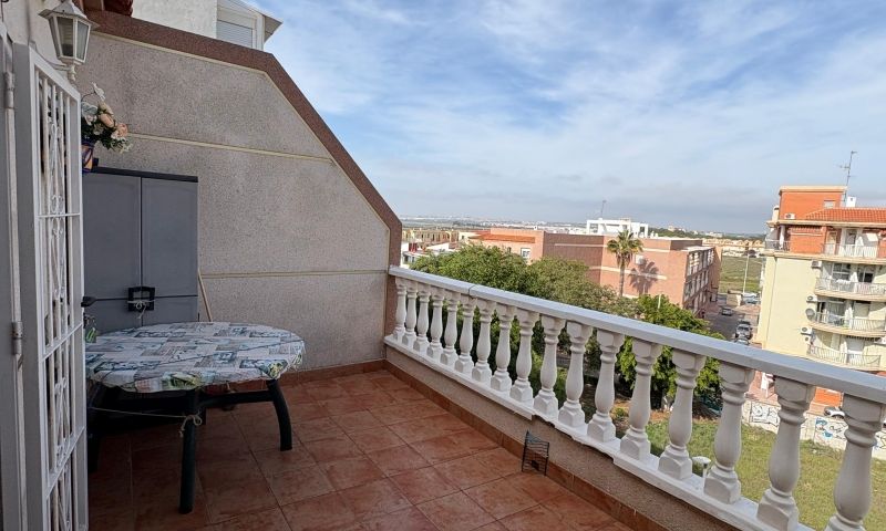 Garden in apartment for sale in Torrevieja