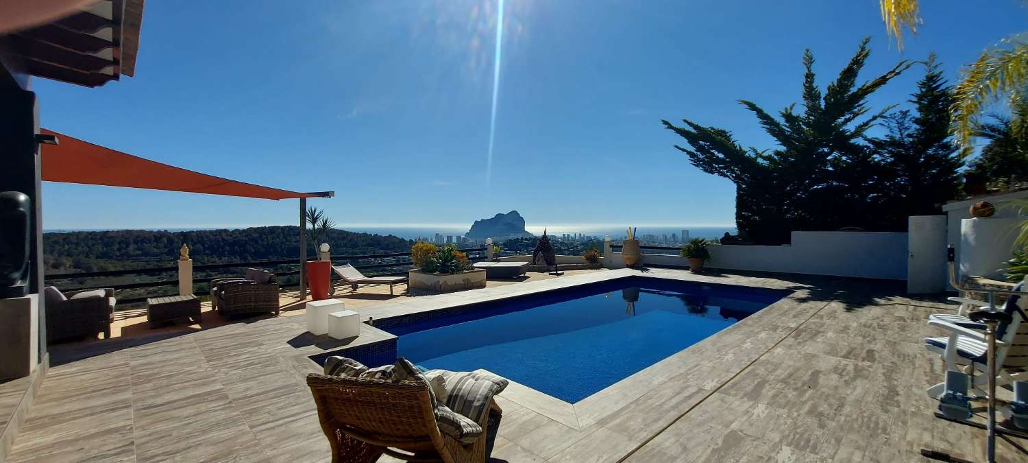 Living room in villa for sale in Calpe