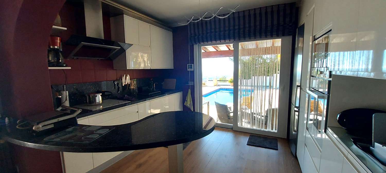 Bedroom in villa for sale in Calpe