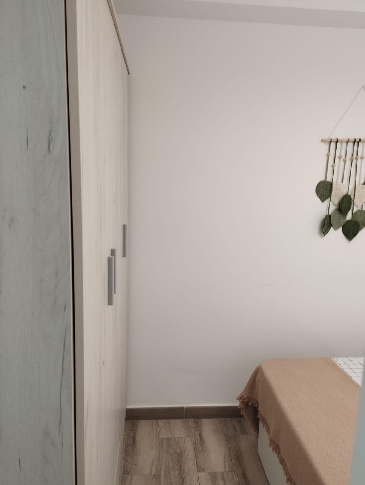 Bedroom in apartment for sale in Guardamar del Segura