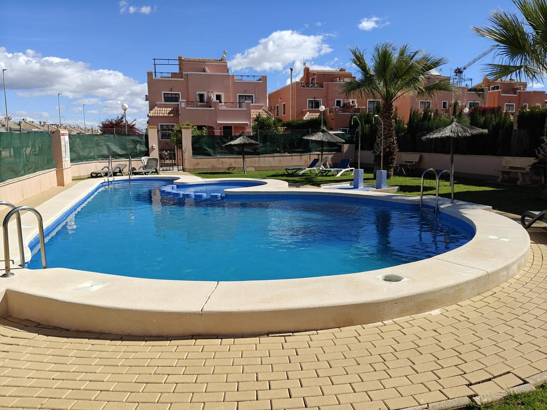 Dining area in duplex for sale in Los Montesinos