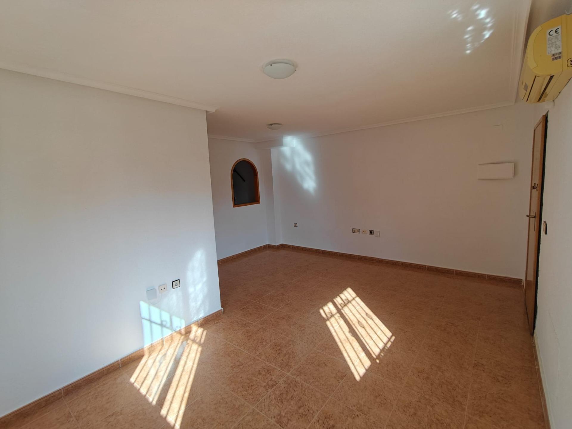 Dining area in duplex for sale in Los Montesinos