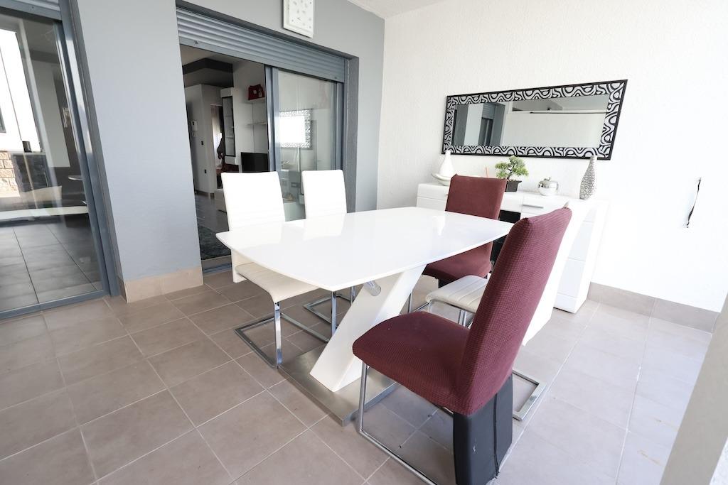 Garden in bungalow for sale in Orihuela Costa