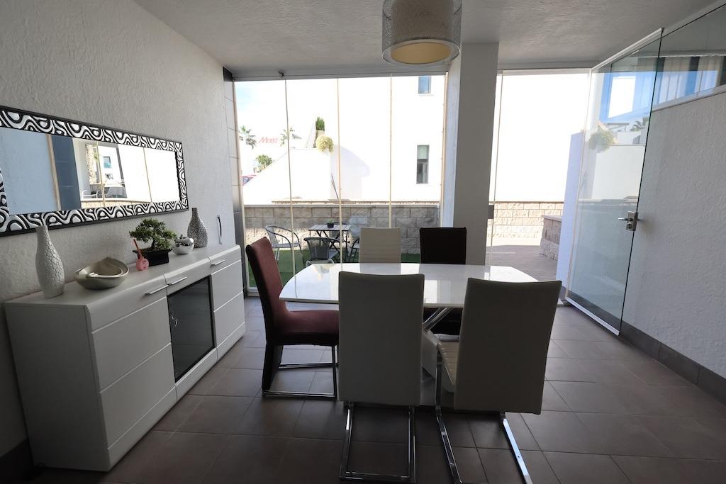 Dining area in bungalow for sale in Orihuela Costa