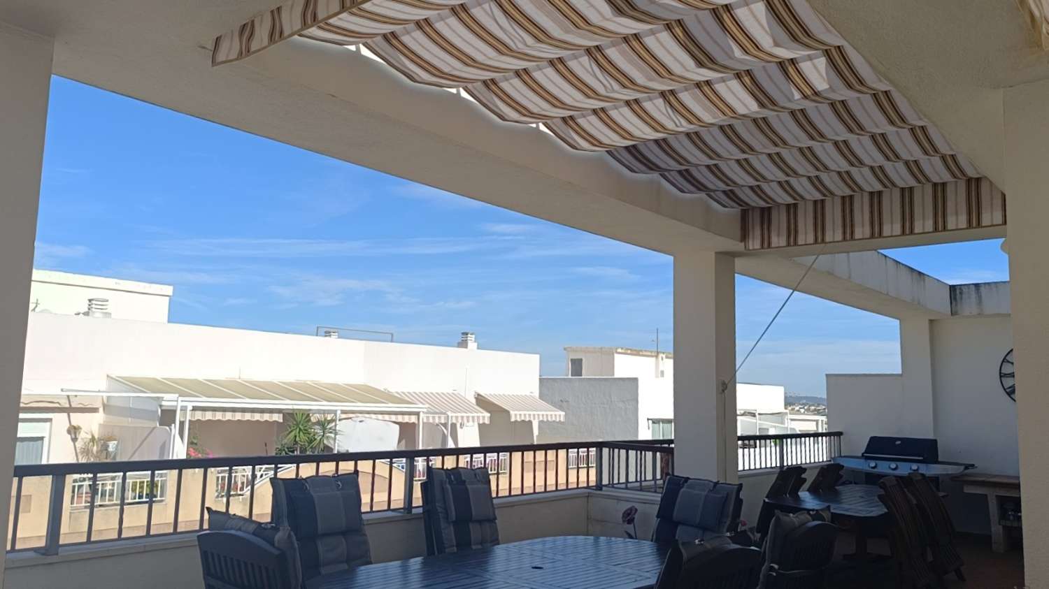Bedroom in apartment for sale in Calpe