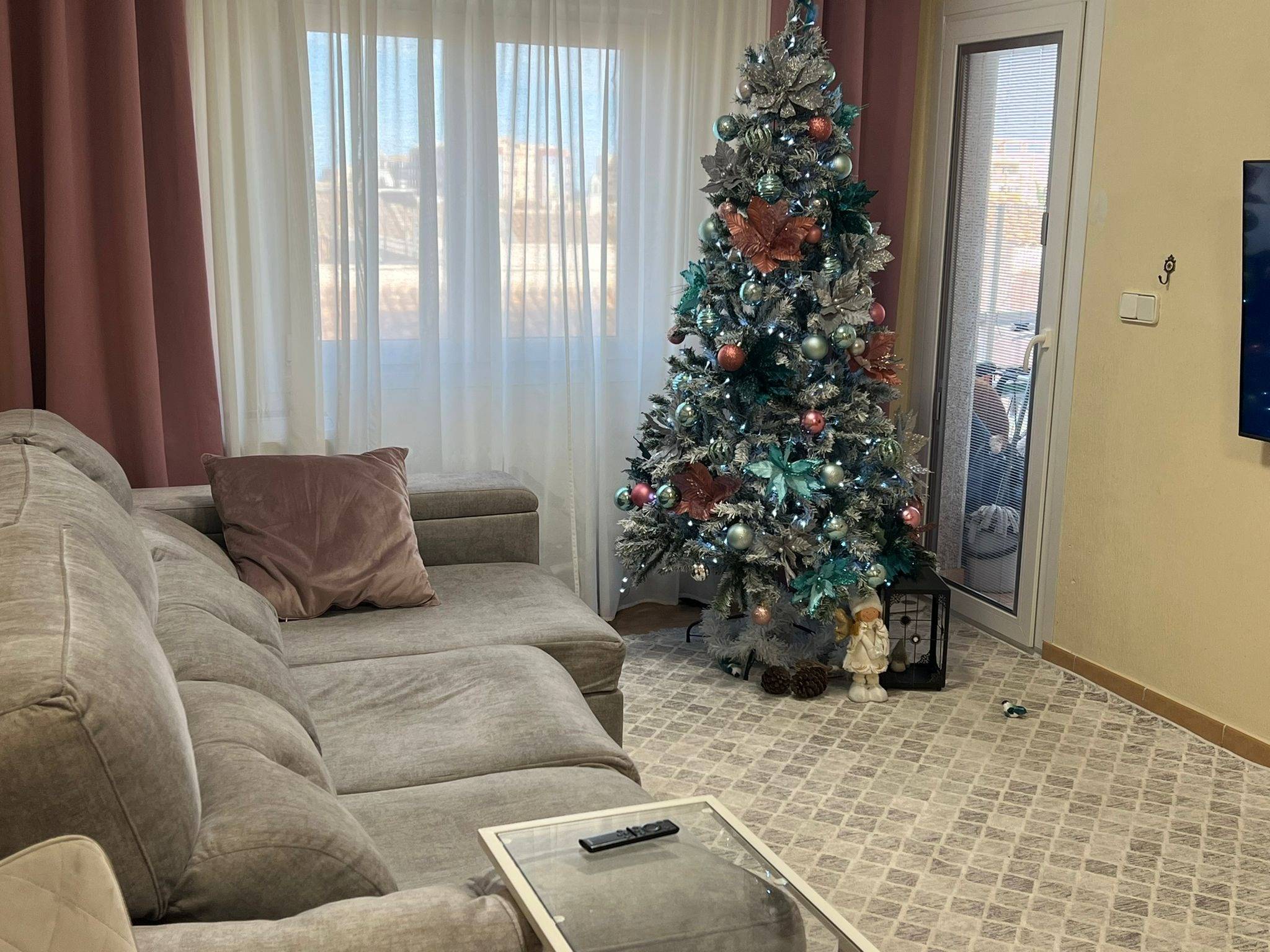 Master bedroom in apartment for sale in Torrevieja