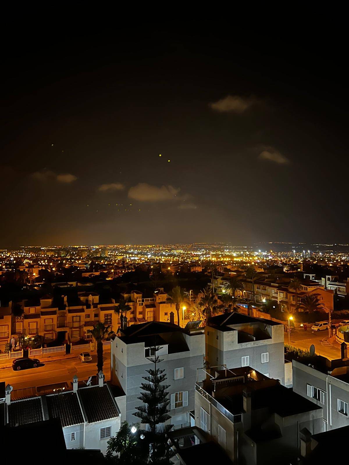Master bedroom in apartment for sale in Torrevieja
