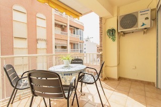 Terrace in apartment for sale in Torrevieja