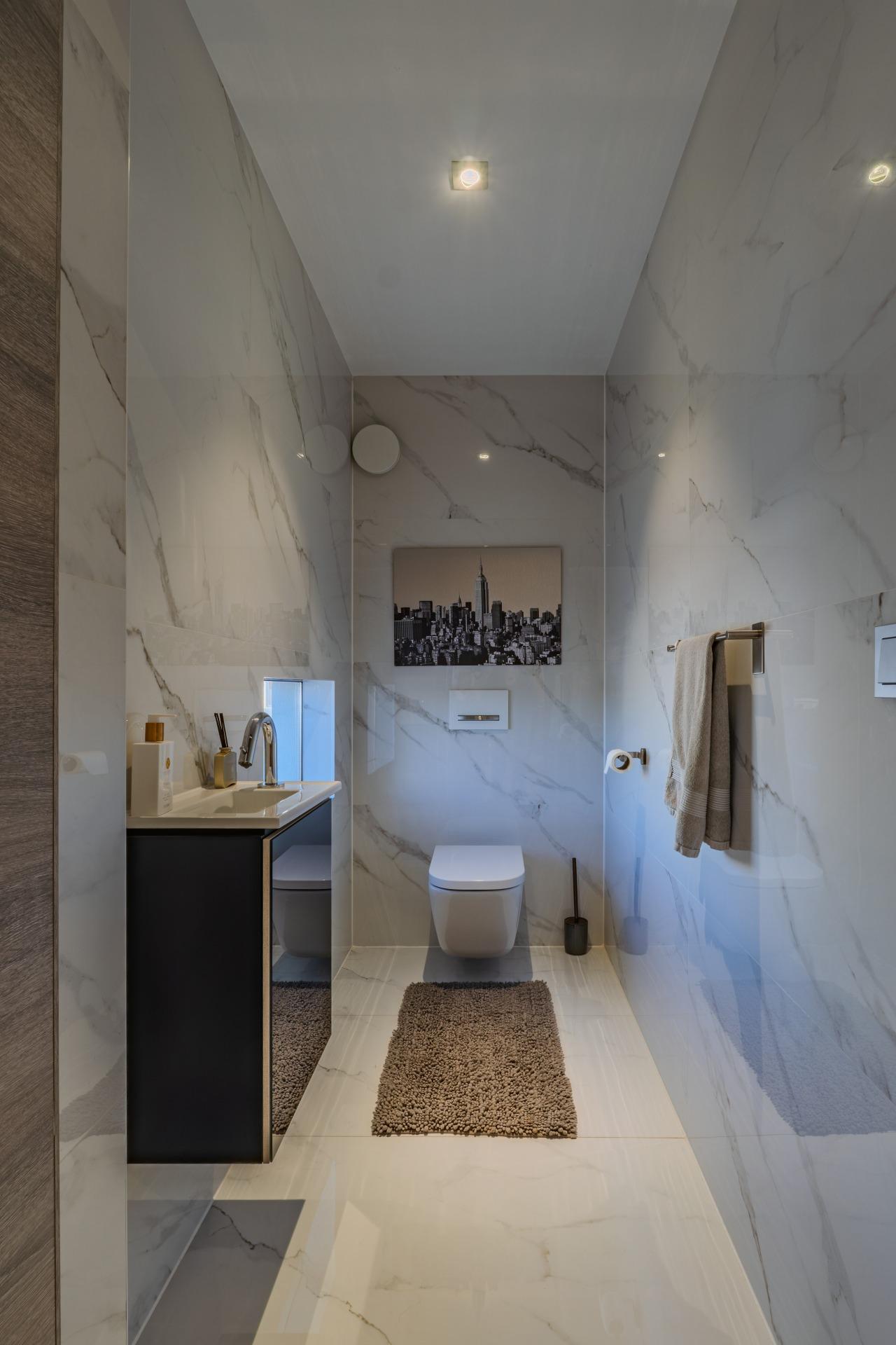 Master bedroom in villa for sale in Benijofar