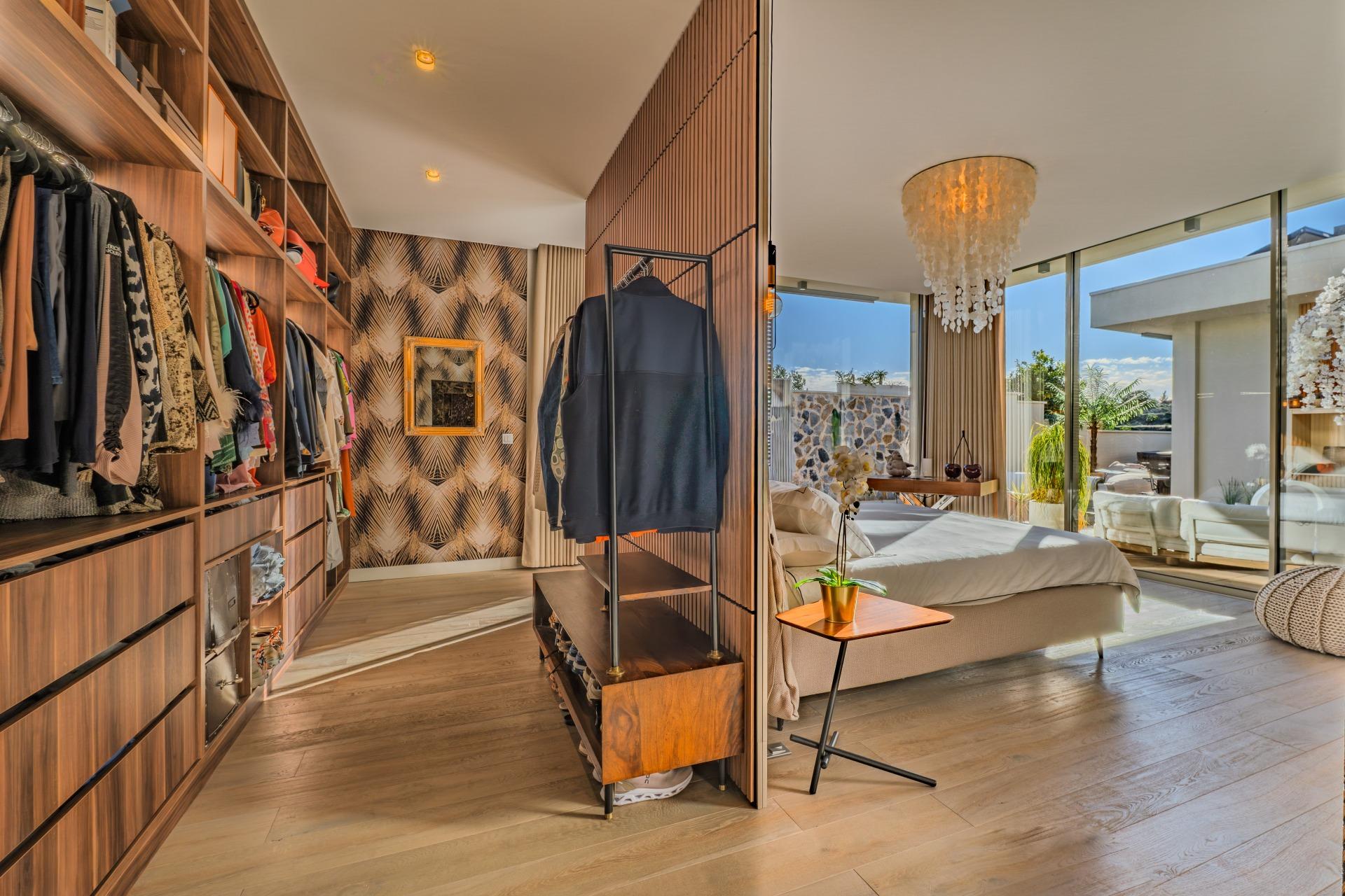 Dining area in villa for sale in Benijofar