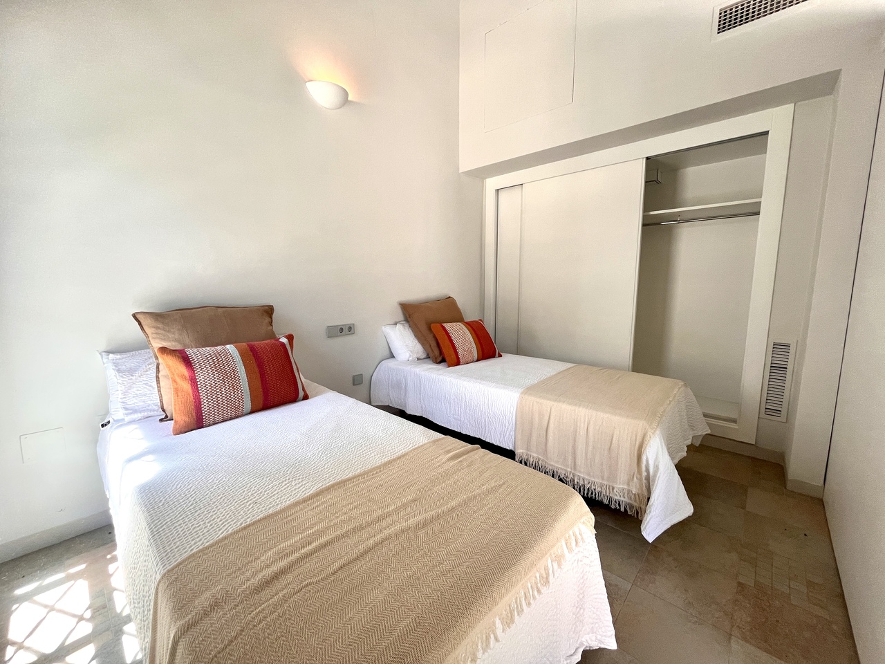 Bedroom in terraced for sale in Sucina