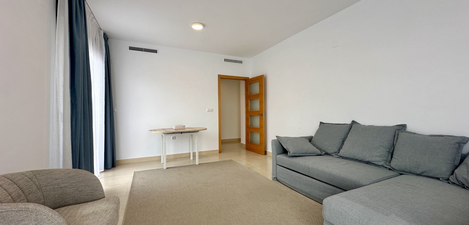 Living room in apartment for sale in San Miguel de Salinas