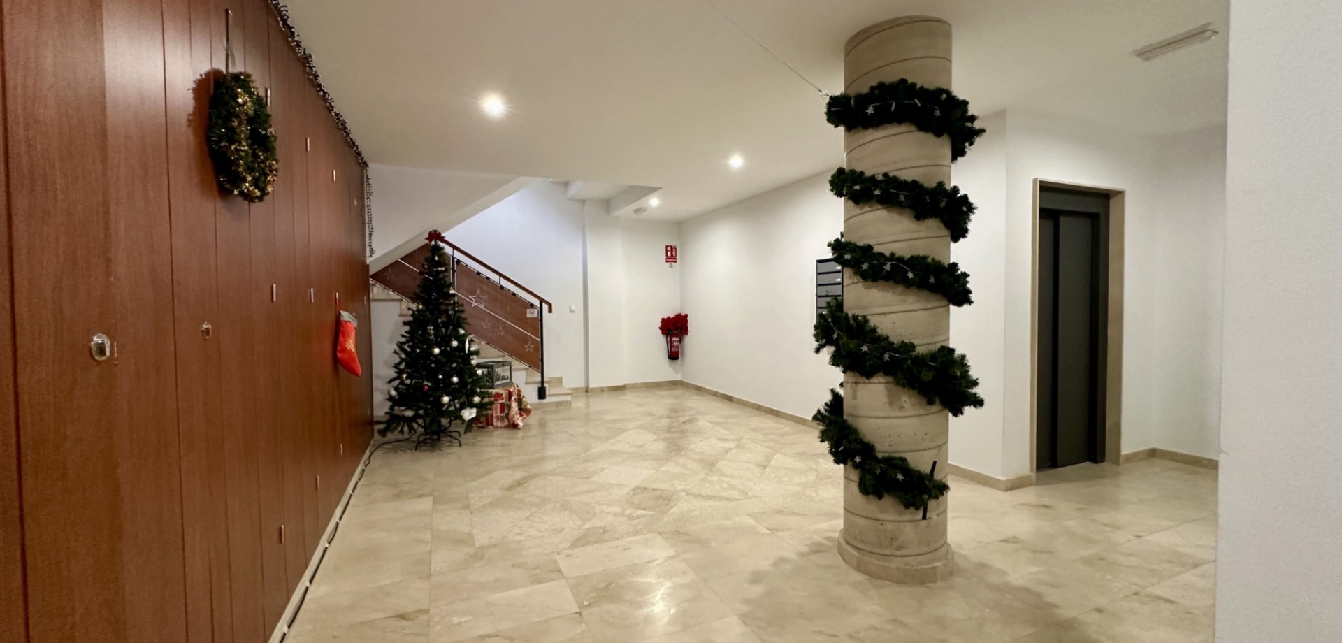Bedroom in apartment for sale in San Miguel de Salinas