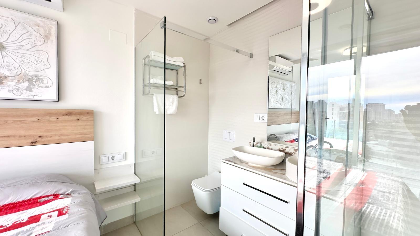 Bedroom in apartment for sale in Finestrat