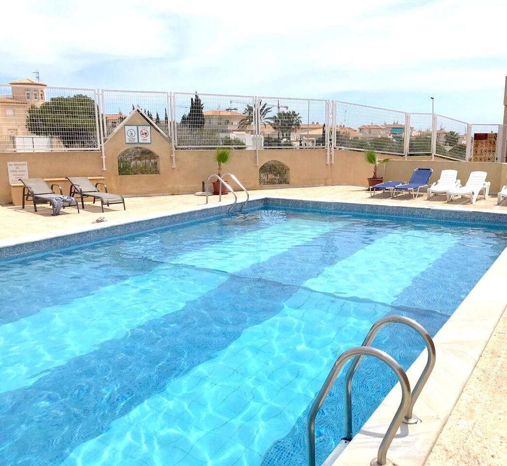 Here we have a Townhouse for sale in urb