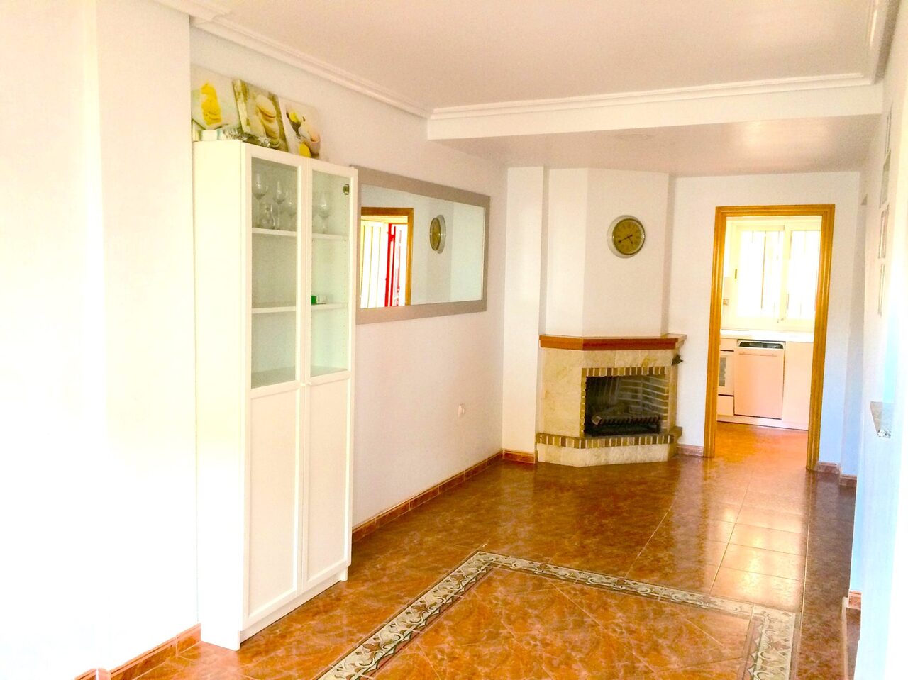 Here we have a Townhouse for sale in urb