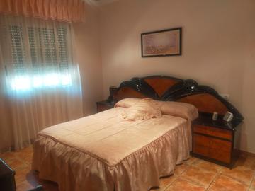 Living room in villa for sale in Elche