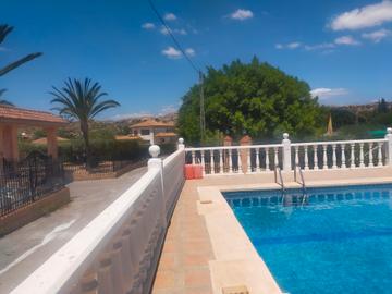 Exterior view in villa for sale in Elche