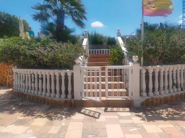 Terrace in villa for sale in Elche