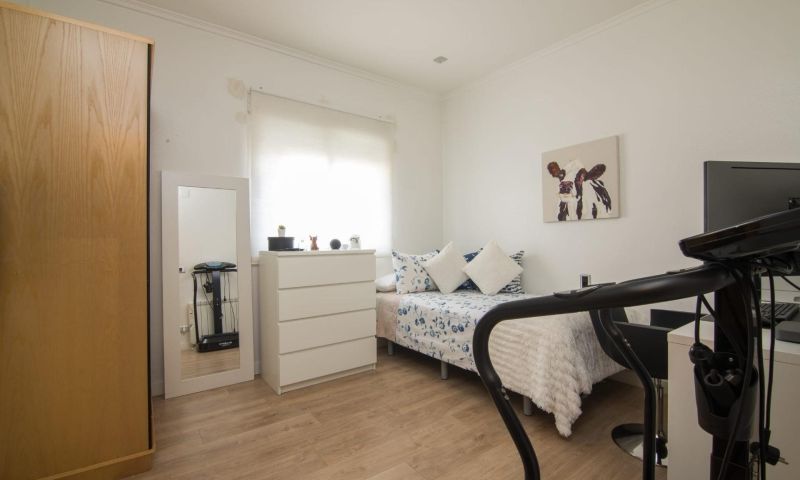 Dining area in villa for sale in Elche