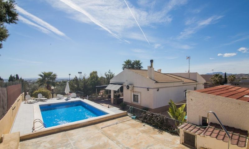 Bedrooms: 3, Bathrooms: 2, Villa in Elche, Alicante, Spain
