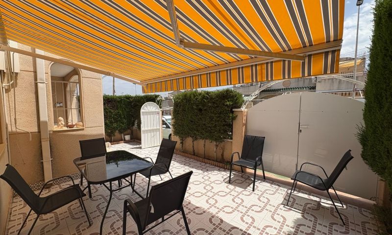 Pool area in duplex for sale in Torrevieja