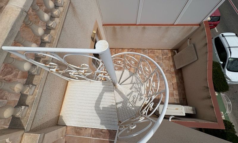Dining area in duplex for sale in Torrevieja