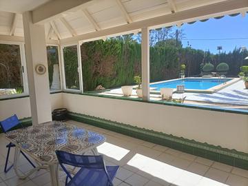 Bathroom in villa for sale in Elche