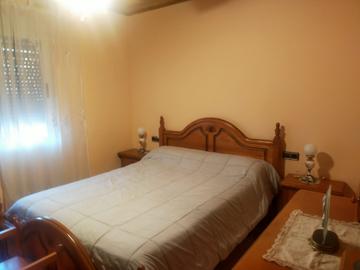 Garden in villa for sale in Elche