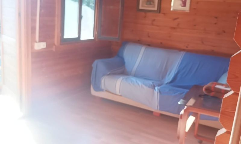 Bedroom in villa for sale in Elche