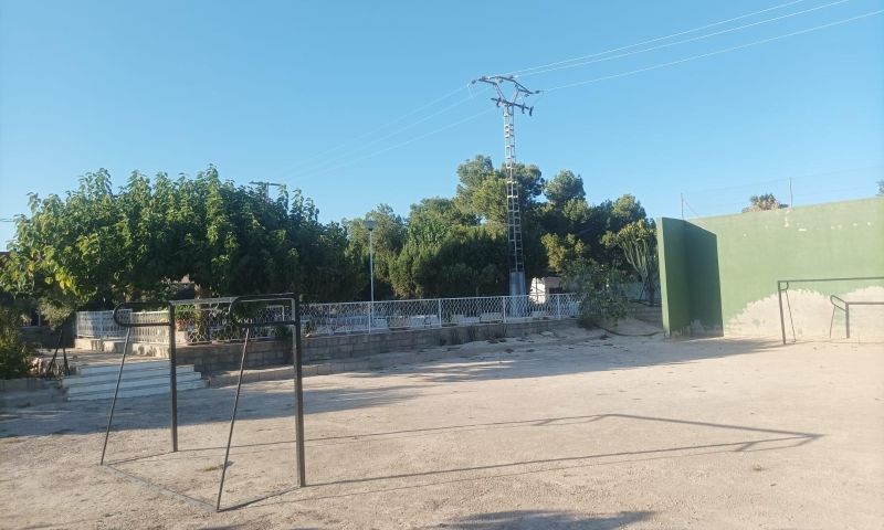 Dining area in villa for sale in Elche