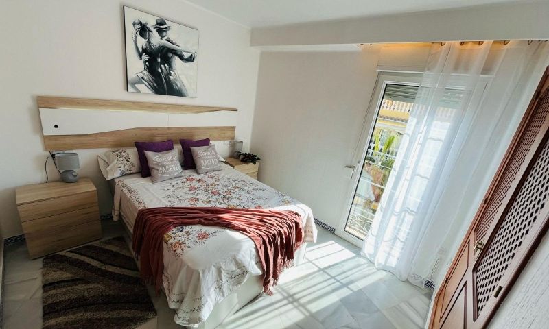 Pool area in apartment for sale in Torrevieja