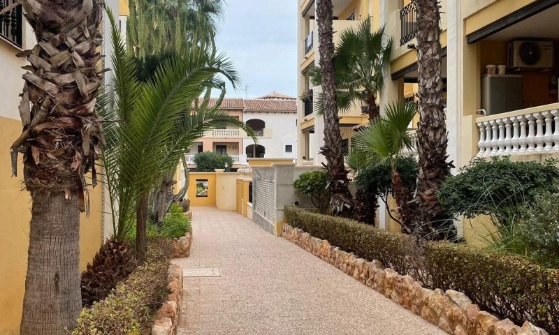 Penthouse in Aldea del Mar – Torrevieja Exclusive rustic-style penthouse located in the prestigious