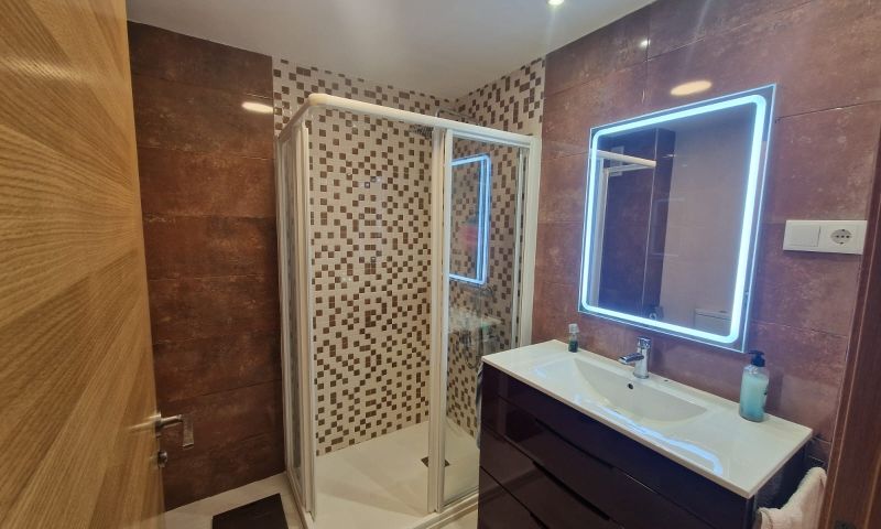 Bathroom in apartment for sale in Torrevieja
