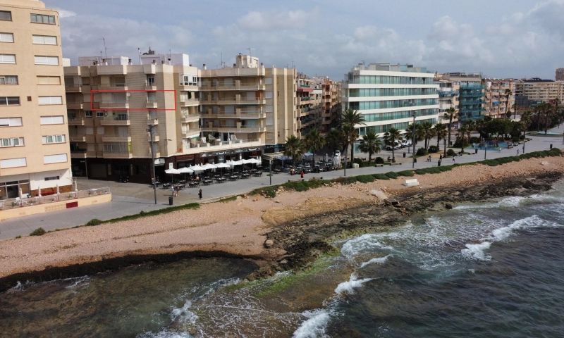 Terrace in apartment for sale in Torrevieja