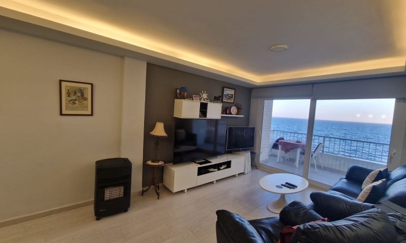 Bedroom in apartment for sale in Torrevieja