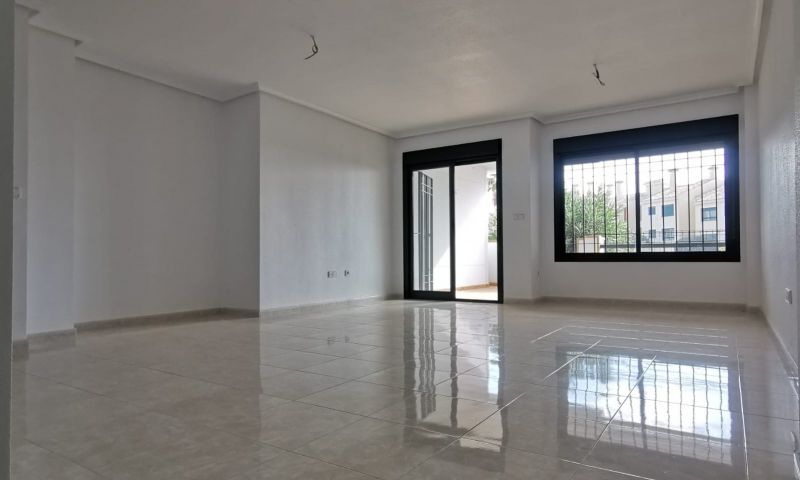 Master bedroom in apartment for sale in Orihuela Costa