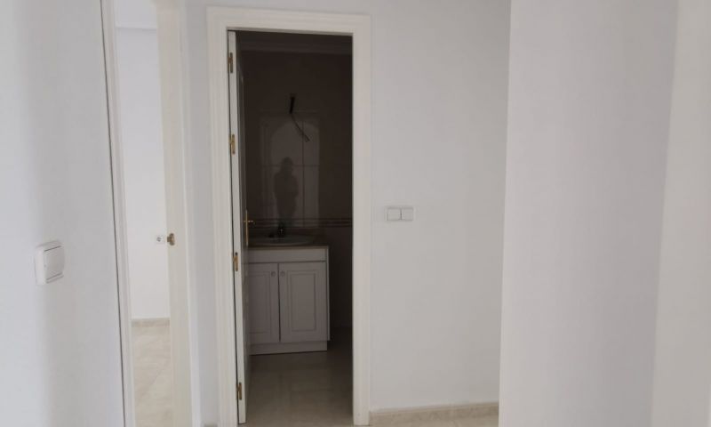 Bathroom in apartment for sale in Orihuela Costa