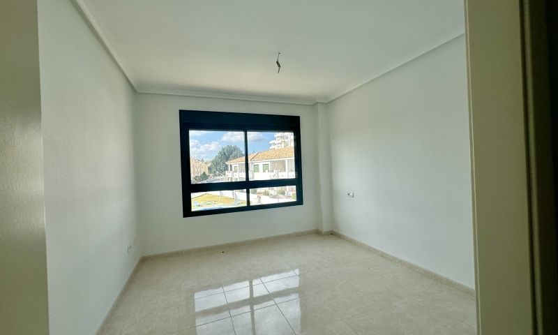Master bedroom in apartment for sale in Orihuela Costa