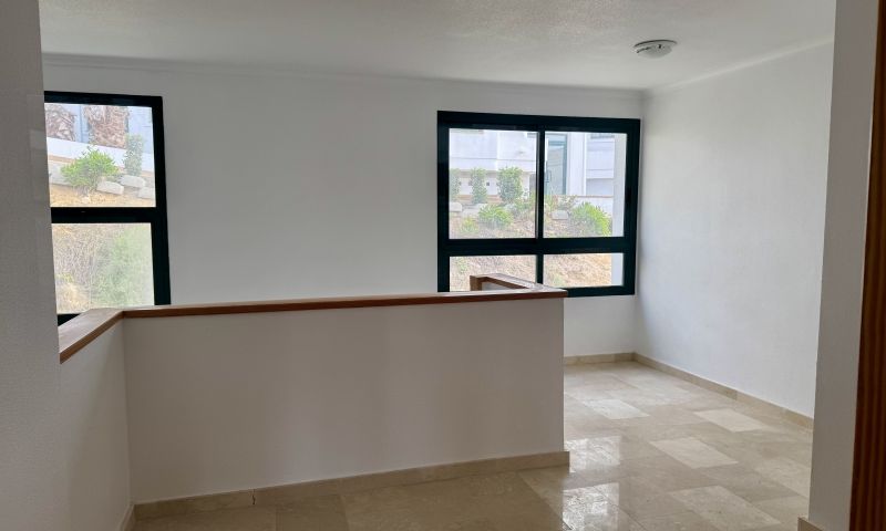 Garden in apartment for sale in Orihuela Costa