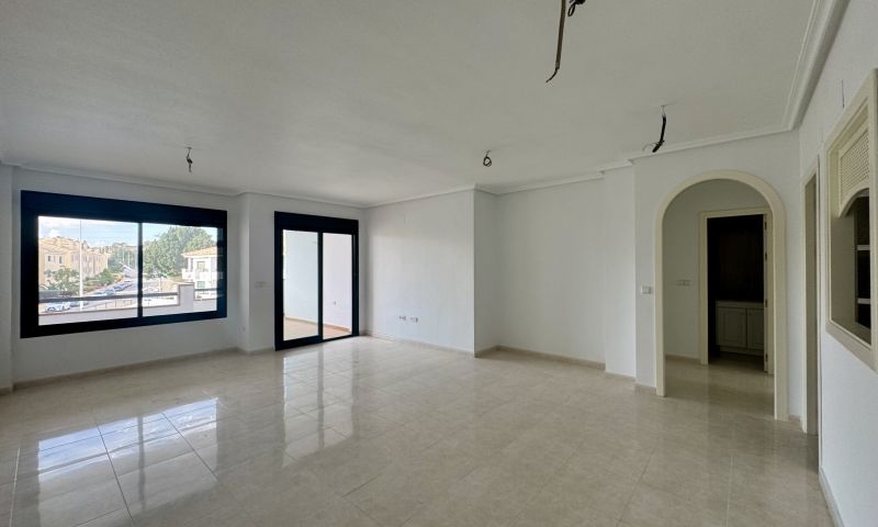 Bedroom in apartment for sale in Orihuela Costa