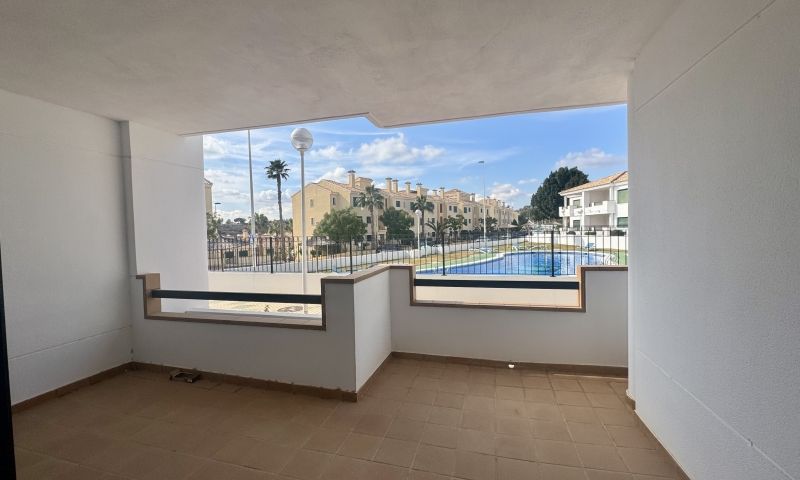 Garden in apartment for sale in Orihuela Costa