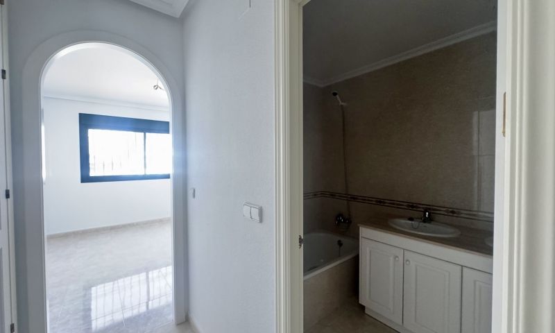 Bedroom in apartment for sale in Orihuela Costa