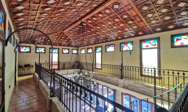 Pool area in villa for sale in Orihuela