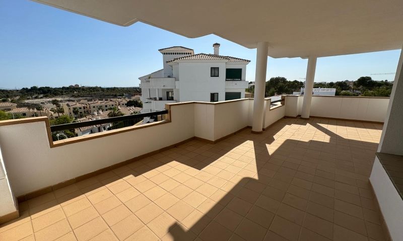 SPACIOUS FIRST FLOOR CORNER APARTMENT ON THE CAMPOAMOR GOLF COURSEFirst Floor Apartment located in t